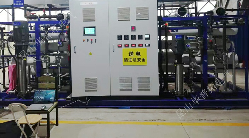 上海老港85吨废水处理控制柜调试现场